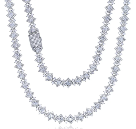 GEOMETRIC CHAIN NECKLACE