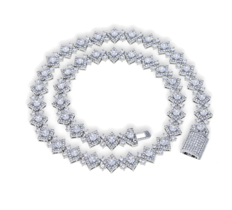 GEOMETRIC CHAIN NECKLACE