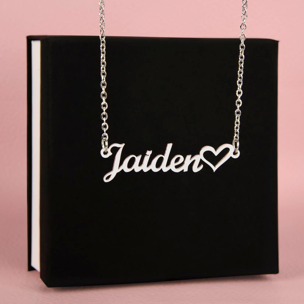 NAME NECKLACE + HEART